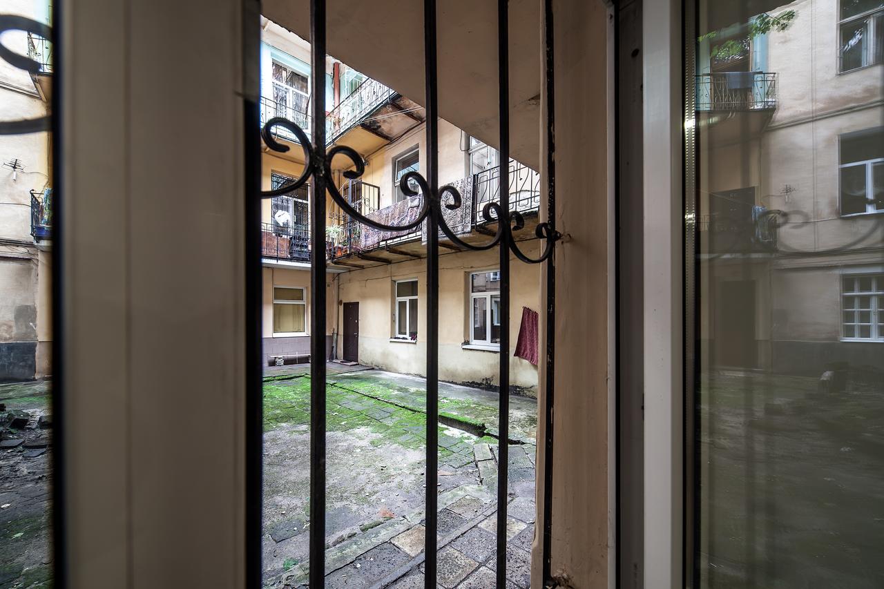 Apartment On Rustaveli Lviv Extérieur photo
